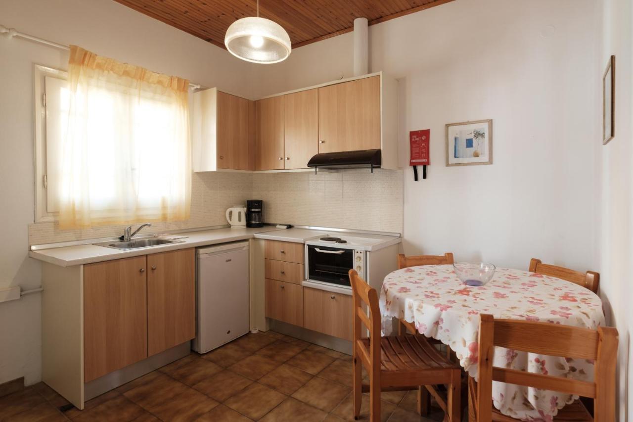 Tereza Apartments Acharavi  Exterior photo
